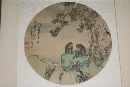 A Chinese painting on silk of two monkeys, late 19th century tondo 25cm.